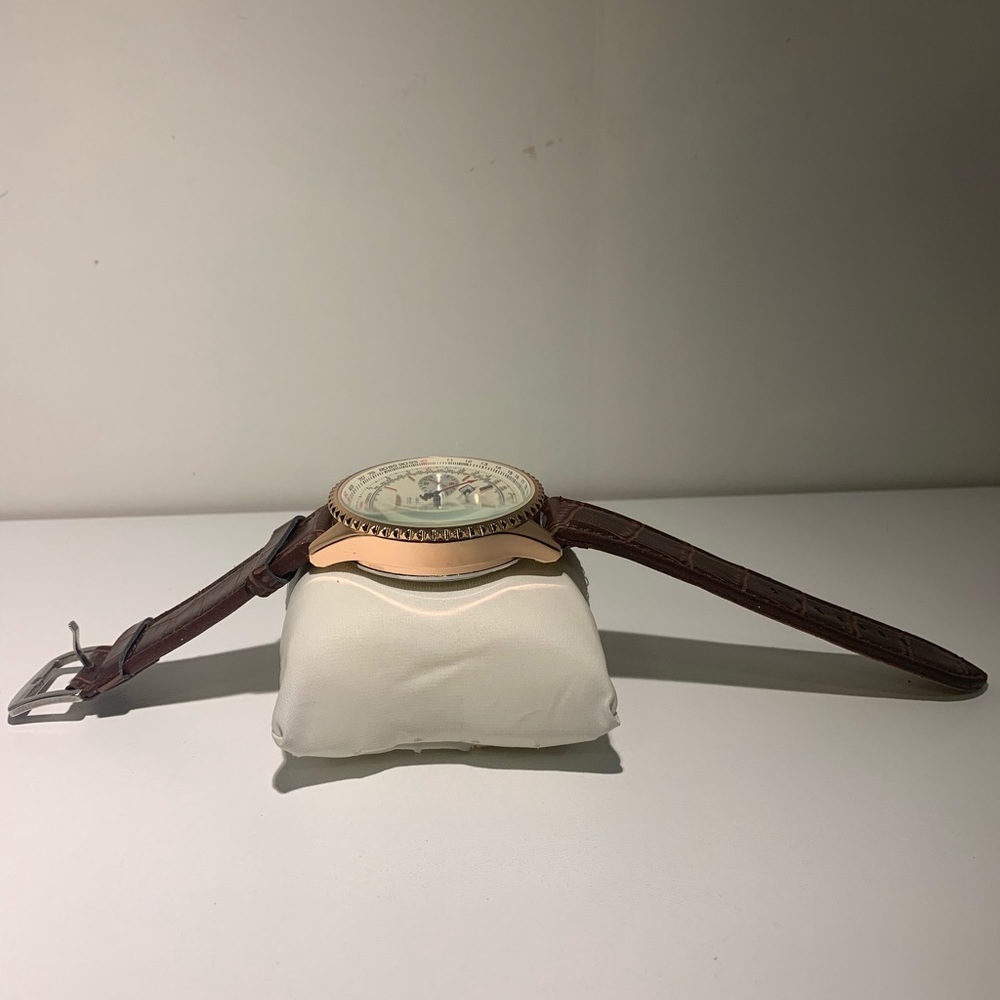 Luxury Watch Men’s - B. Navitimer - Picture 8 of 14